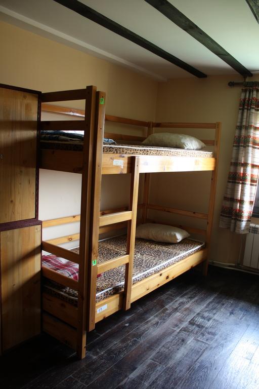 Hikers Hostel Veliko Tarnovo Quarto foto