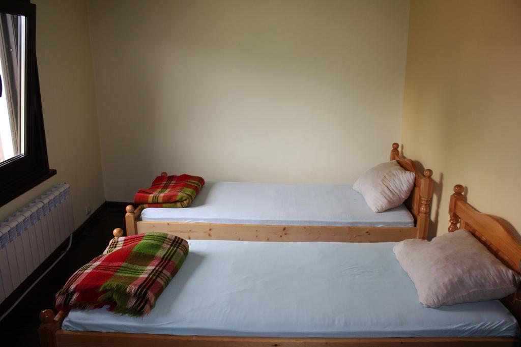 Hikers Hostel Veliko Tarnovo Quarto foto